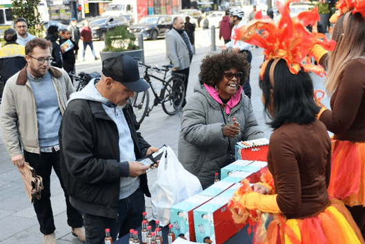 Tutu-Wearing ‘Turkey’ to Distribute Dozens of Free Vegan Roasts in Atlanta for Thanksgiving