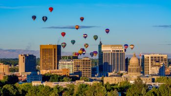 Traveling With Your Dog to Boise, Idaho: Pet-Friendly Flights, Hotels, Activities and More