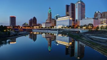 Traveling With Your Dog to Columbus, Ohio: Pet-Friendly Flights, Hotels, Activities and More