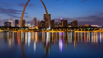 Traveling With Your Dog to St. Louis, Missouri: Pet-Friendly Flights, Hotels, Activities and More