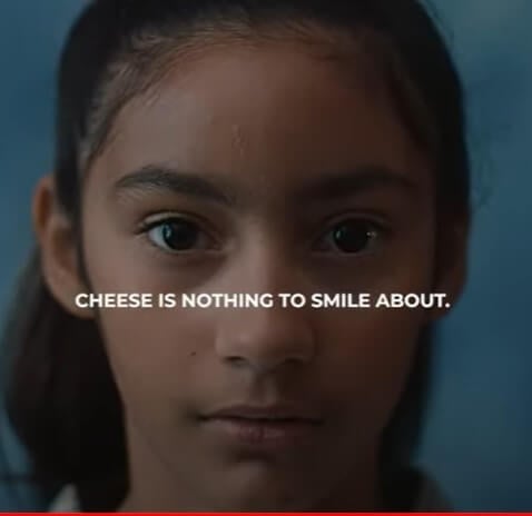 Don’t Say ‘Cheese’—Say ‘Peas’! PETA Asks Kids to Ditch Outdated Photo Prompt