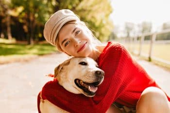 11 Things Dogs Do When They’re in Love With You