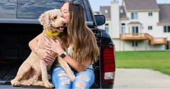 Best Invisible Fence for Dogs: Underground vs Wireless Dog Fences